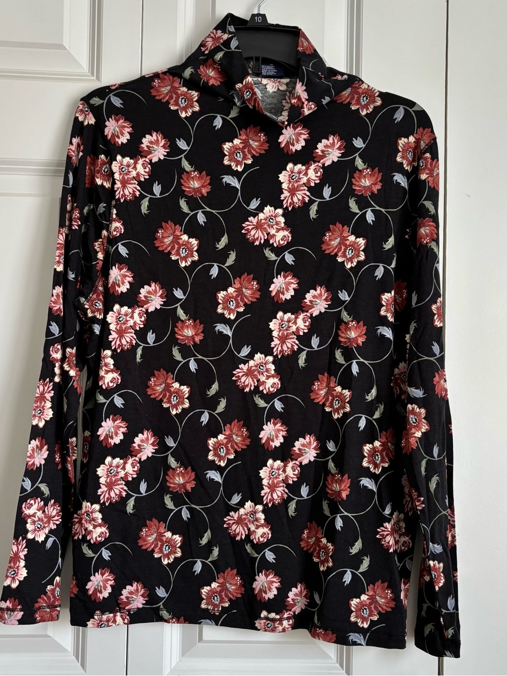 Architect Black Long-Sleeve Collared Top with Red & Pink Floral Print - Picture 2 of 6